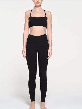 Skims High-Rise OLIVE GREEN Performance Leggings